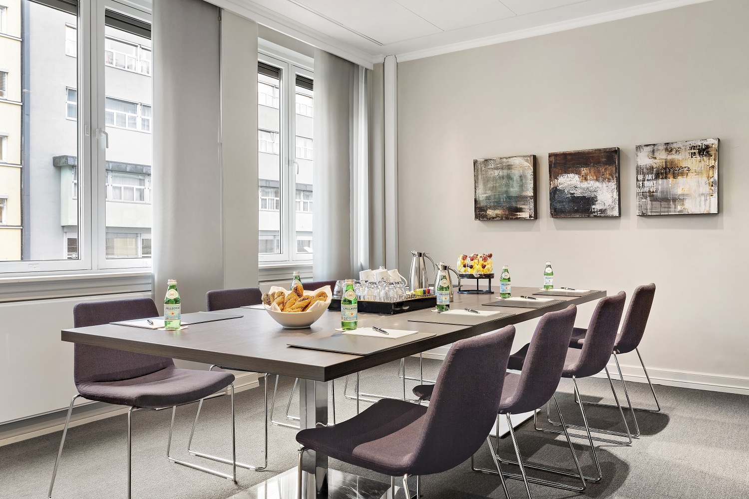 Møterom 8 - lyst og moderne