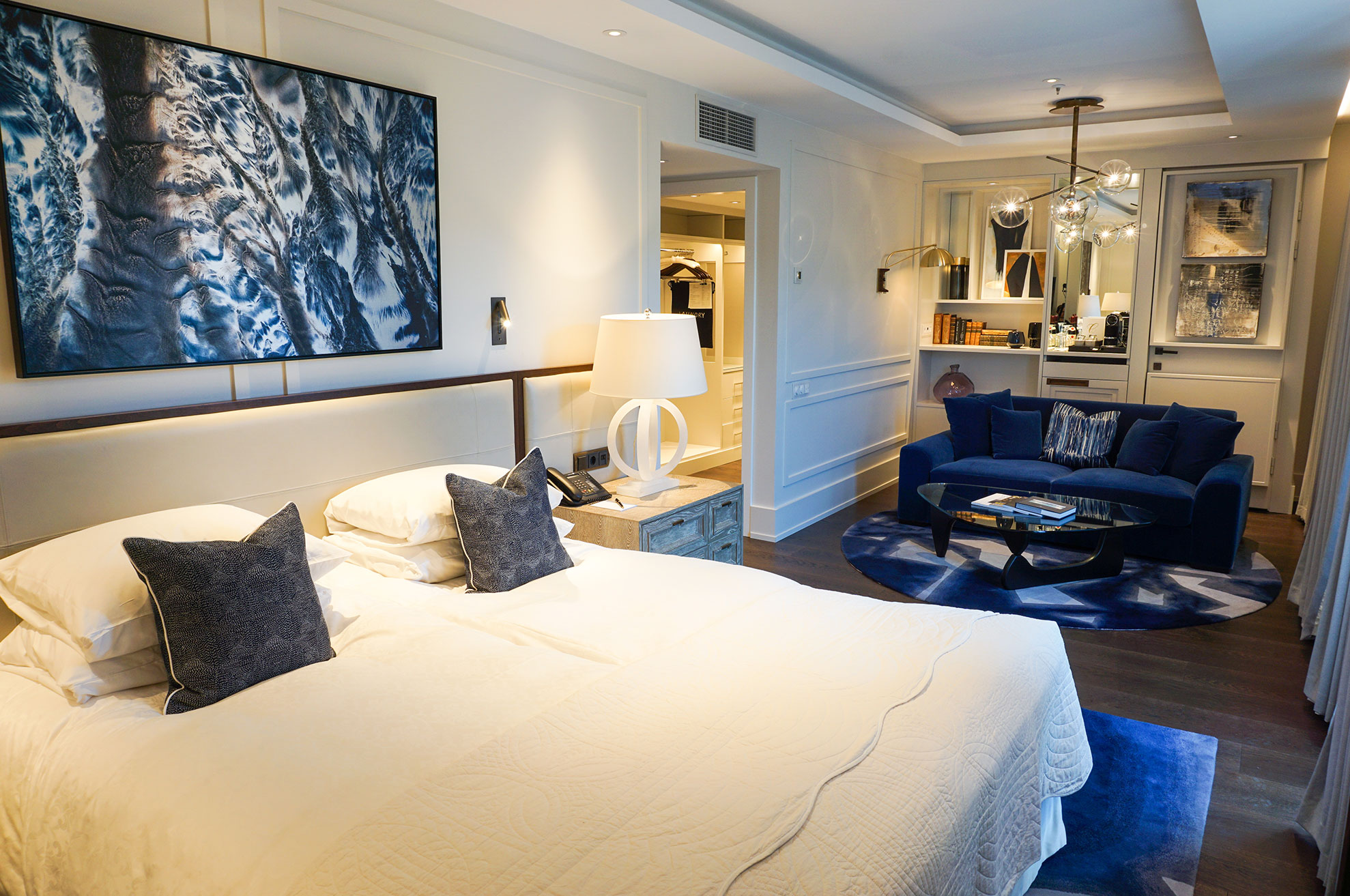 Connecting Juniorsuite